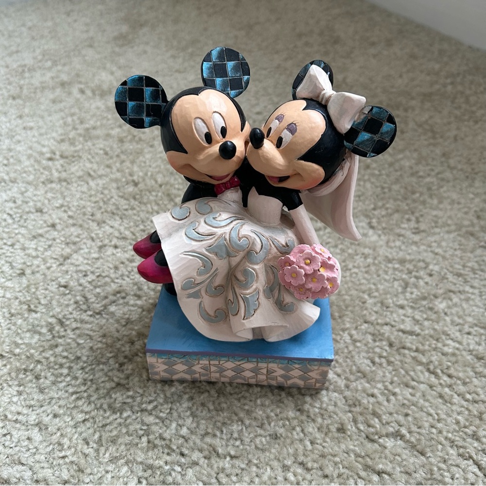Disney Traditions Showcase Collection Congratulations Mickey and Minnie Wedding
